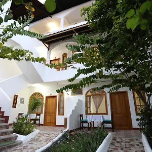 The Galapagos Pearl Bed & Breakfast Puerto Ayora (Galapagos Islands)